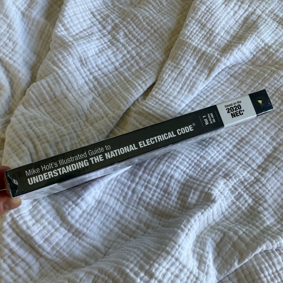 Textbook Understanding the National Electrical Code - Picture 2 of 3